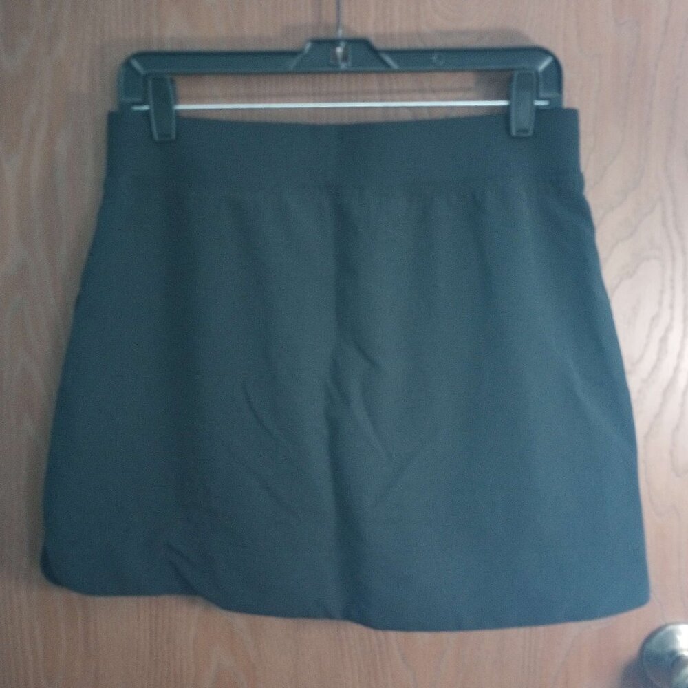 32 Degrees Cool Black Sports Skirt Size Small with Shorts and Pockets - Picture 4 of 5
